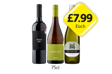 Mucho Mas Red, White, Mud House - Now Only £7.99 at Londis